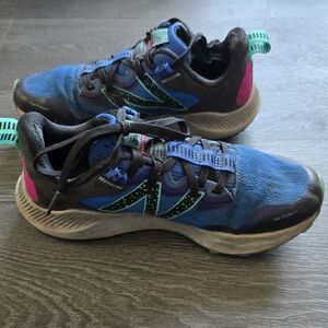 New Balance Nitrel V4 Trail Running Waterproof Shoes. Womens Size 9
